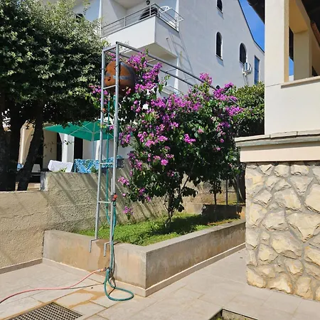 With Sea View 公寓 *