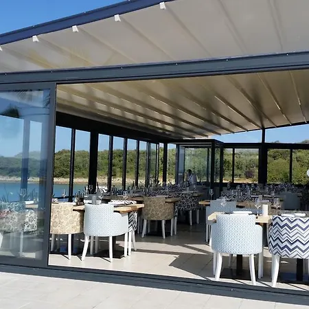 With Sea View 公寓 Kožino