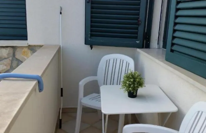 Apartments With Sea View *