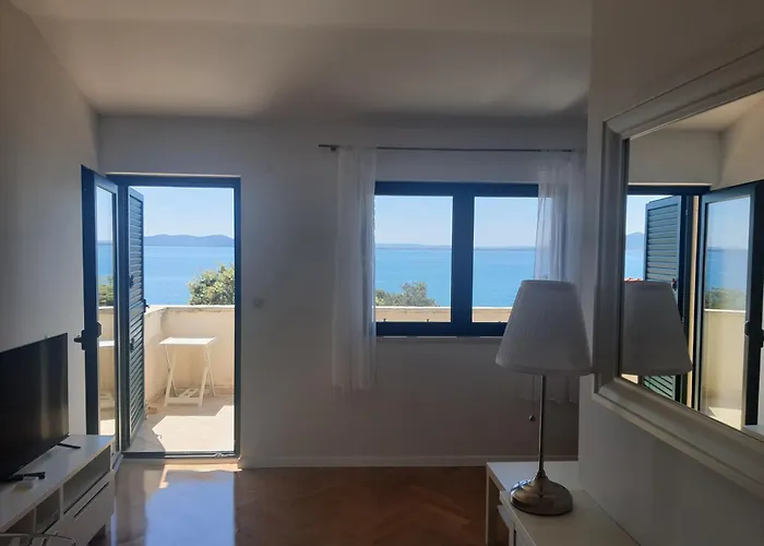 Apartments With Sea View Kozino